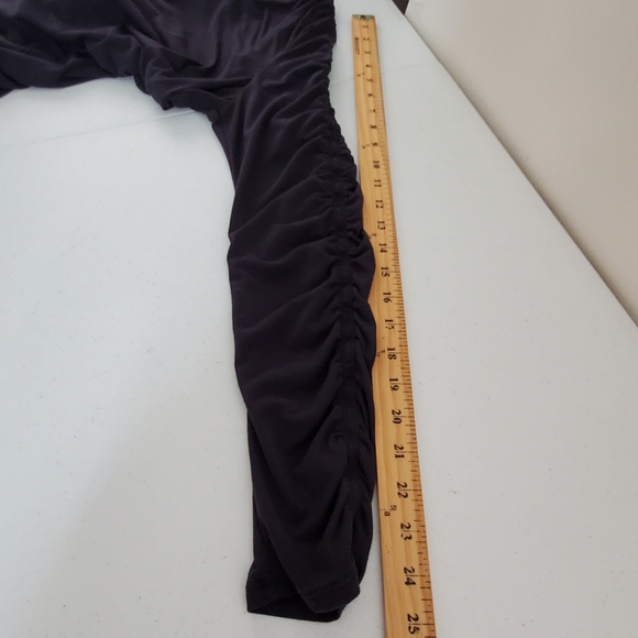 Athleta All Around Ruched Top Size L Soft Black Stretch Lightweight Pullover - Picture 7 of 12